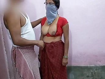Prayamu11 and Yatun's Indian bhabhi is a scorching pulverizer
