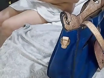 Desi & Steamy Cougar share theirizarre fetish for cunnilingus & doggy style hook-up