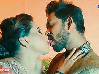 Desi teenager couple gets down and sloppy in Honeymoon with some super-steamy Indian activity