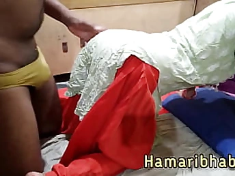 Indian girl romantic sex in salwar kameez yelling hardly.
