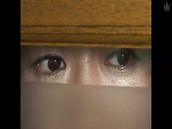 A kinky family finds out a millionaire's palace for a naughty lesbian adventure!