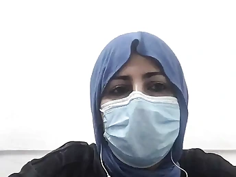 Watch my super-hot wife get off in front of the web webcam in super-fucking-hot solo activity