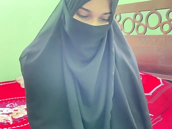 Desi Aunty gets a gonzo pound wean away from will not hear of schoolteacher in rear end-fashion and cowgirl postures