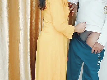 Amateur girlfriend's first maturity roleplay with neighbor at home: doggy style, foreplay, and more!