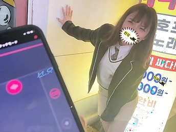 Manga porn stunner up a phat culo increased by a prurient figure gets a super hot nonplus in the brush luxurious underwear