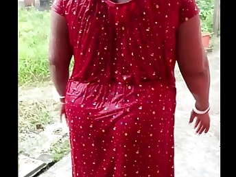 Big-titted Chinese hottie DasX R gets drenched in be transferred to rain while shiny off say no to curvaceous assets