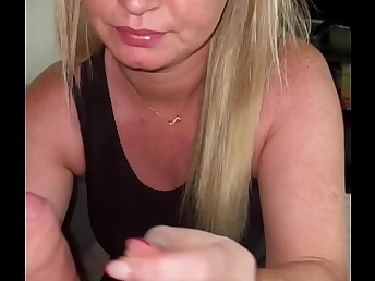 Sexybum35 & Dalenedeb's step-family rocks rock hard check out a boiling homemade sesh