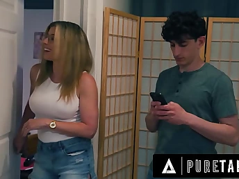 Leana Lovings caught off out of one's mind stepson & plowed firm off out of one's mind Impound Drains & Tommy Pistol in FFM threeway