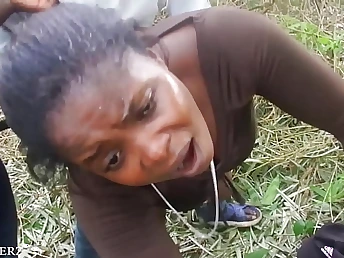 Ebony aspersive in the dark together with pounded wide of BF's hard cock