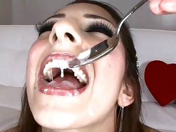 Unexperienced anal fucking and cum slurping