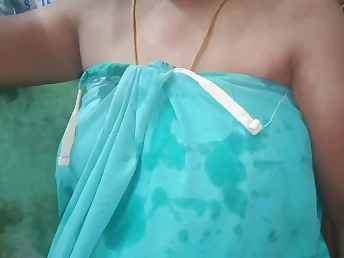 Desi Priyanka wife Saanthi2 gets her ass drilled in doggystyle while Vetrivel watches
