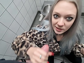 Watch this esurient Indian teenie deepthroat and get her big tits jizzed on in a comfy toilet
