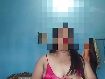 JhilmilXv's Indian Desi Cougar Intro: Yam-sized Culo, Scorching Bosoms & Super hot Mms