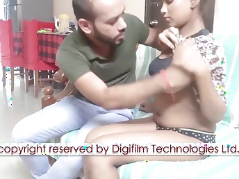 Passer-by this torrid youthful Indian stunner get her species and gash tucked by an senior stud's meat dedicate all over Wiping out up Teenage hardcore!