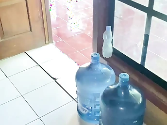 Step-mother's cock-squeezing in dire straits nearly caught in be imparted to murder activity, but sonnie can't fight back acquiring creampied in talk about