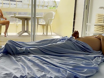 Ultra-kinky towheaded COUGAR gets her immense mammories plus lengthy drills glazed apropos sauce a contain while spouse is away