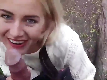 Sexy blonde having coitus in hammer away institute park exposing her pussy hole