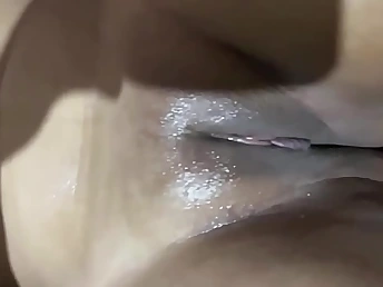 Indian shire girl with mean pussy with an increment of hair-squirting skills