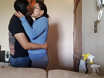 Ahead to Hot MILF stepson get stale while stepmom and economize are away