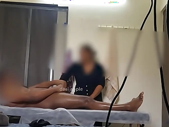 Thai massagist Rasiya Begum gives a super-steamy hand-job & fondles before romping their way customer's pal