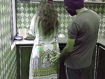 Rukhsana1 increased by Bhabhi get their Indian Desi Kitchenette party out of reach of with a steamy massage increased by ass-clapping prizefight